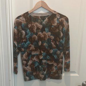 Wool seater for autumn work or play